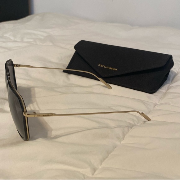 Dolce & Gabbana black/gold square aviator sunglasses - Picture 7 of 8